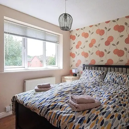 2 Bed House In