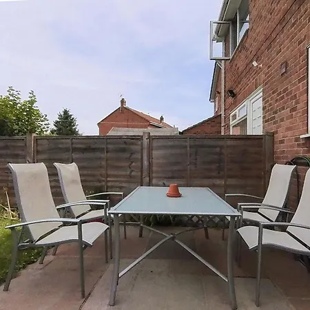 2 Bed House In