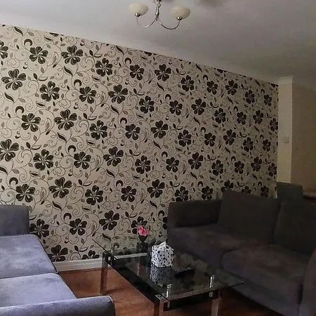 2 Bed House In York